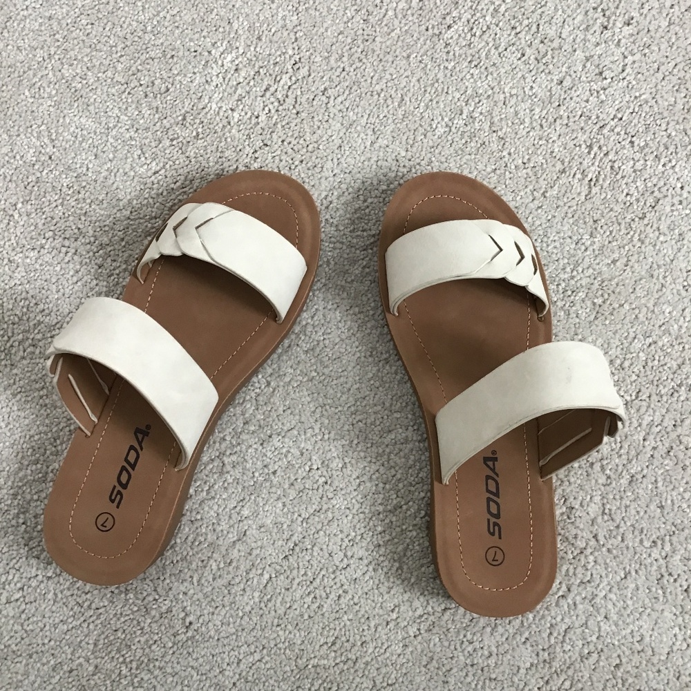 Soda Beige Braided sandals